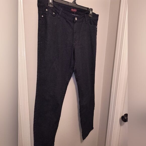 Plus Size Dark Denim Jeans - Picture 5 of 8